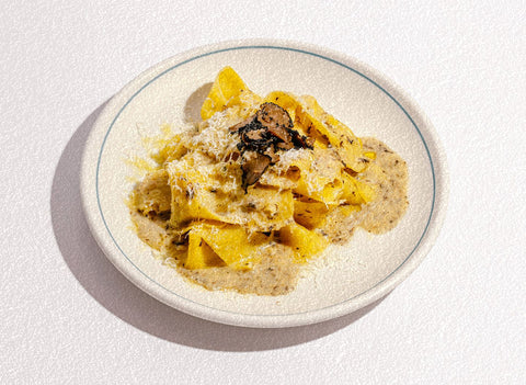 Black Truffle & Garlic Cream Family Meal for 3-4 (SAVE $45)